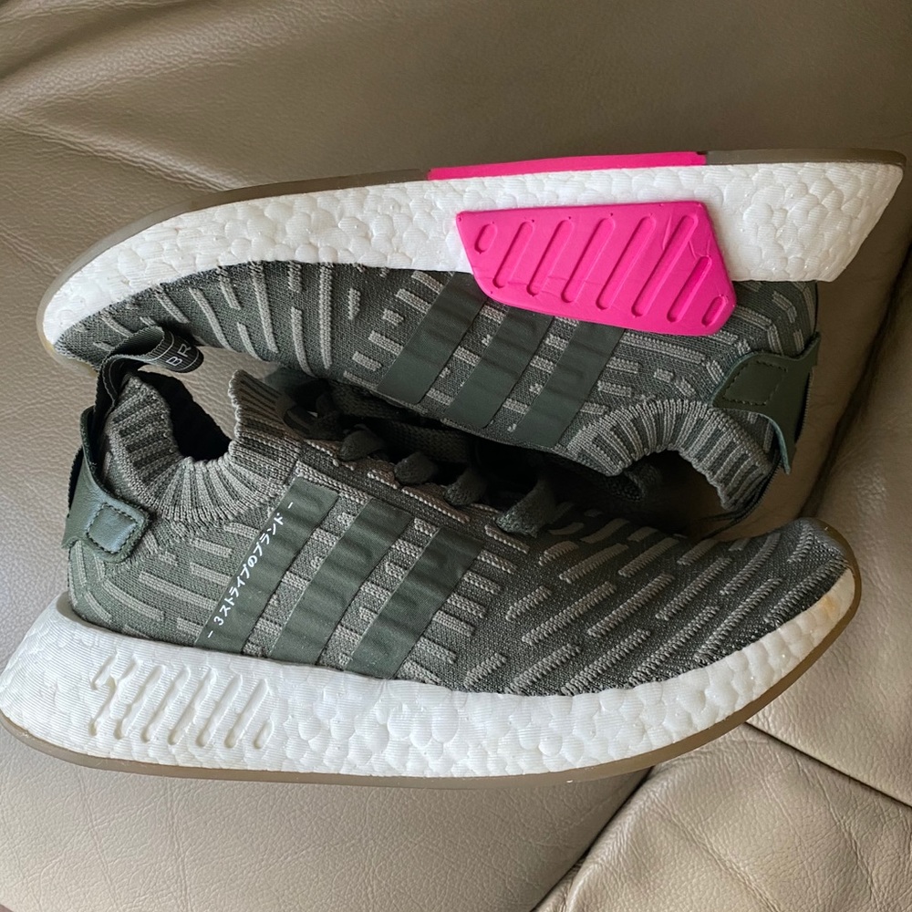 Adidas NMD R2 Primeknit 6.5